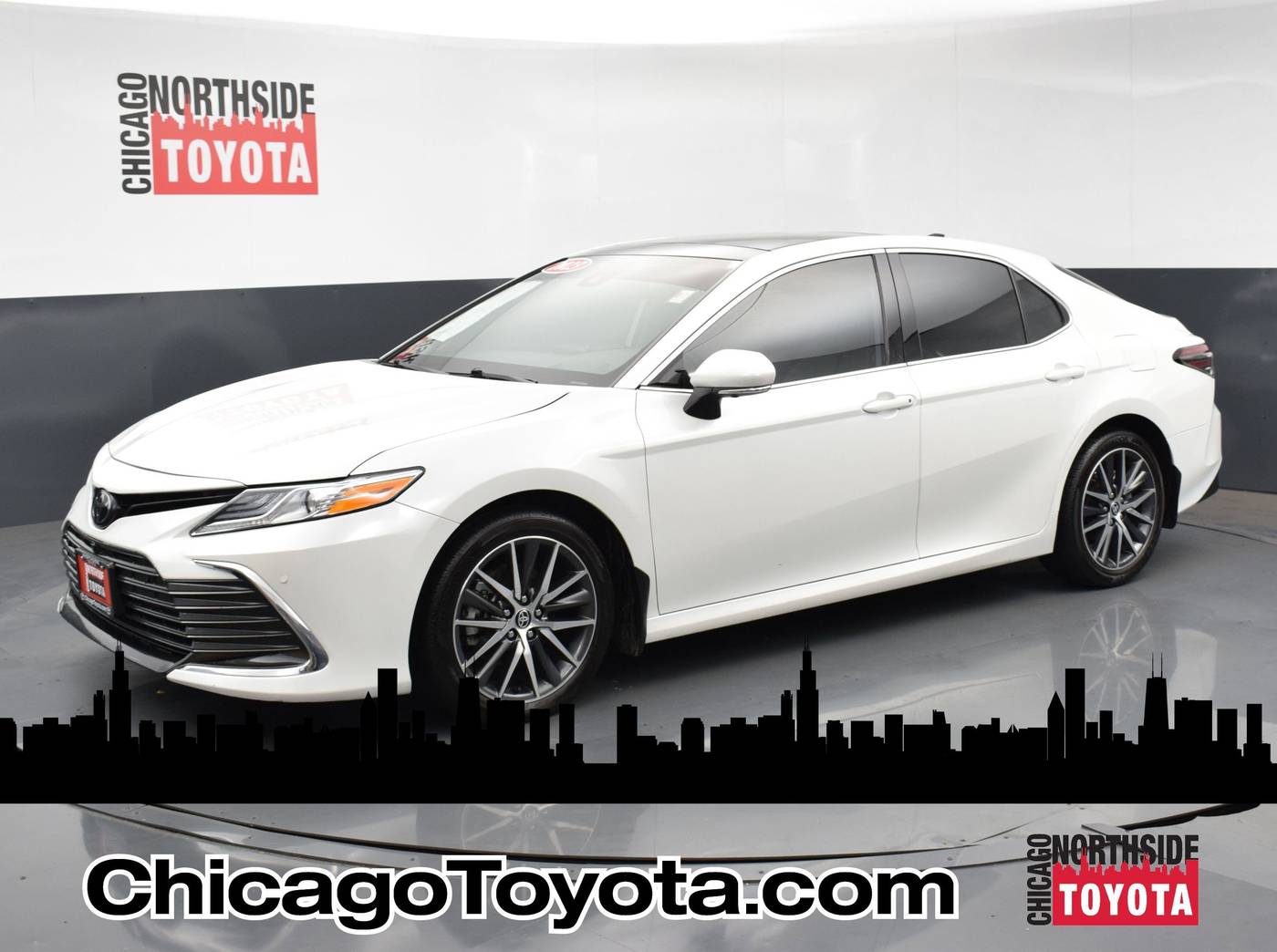 2023 Toyota Camry XLE — Sedan — 35,943 mi — Chicago, IL