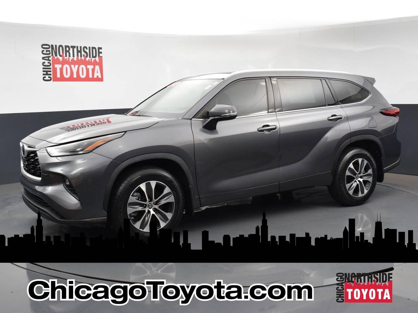 2022 Toyota Highlander XLE — SUV — 53,043 mi — Chicago, IL