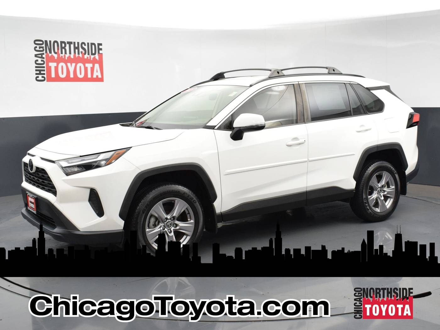 2023 Toyota RAV4 XLE — SUV — 35,100 mi — Chicago, IL