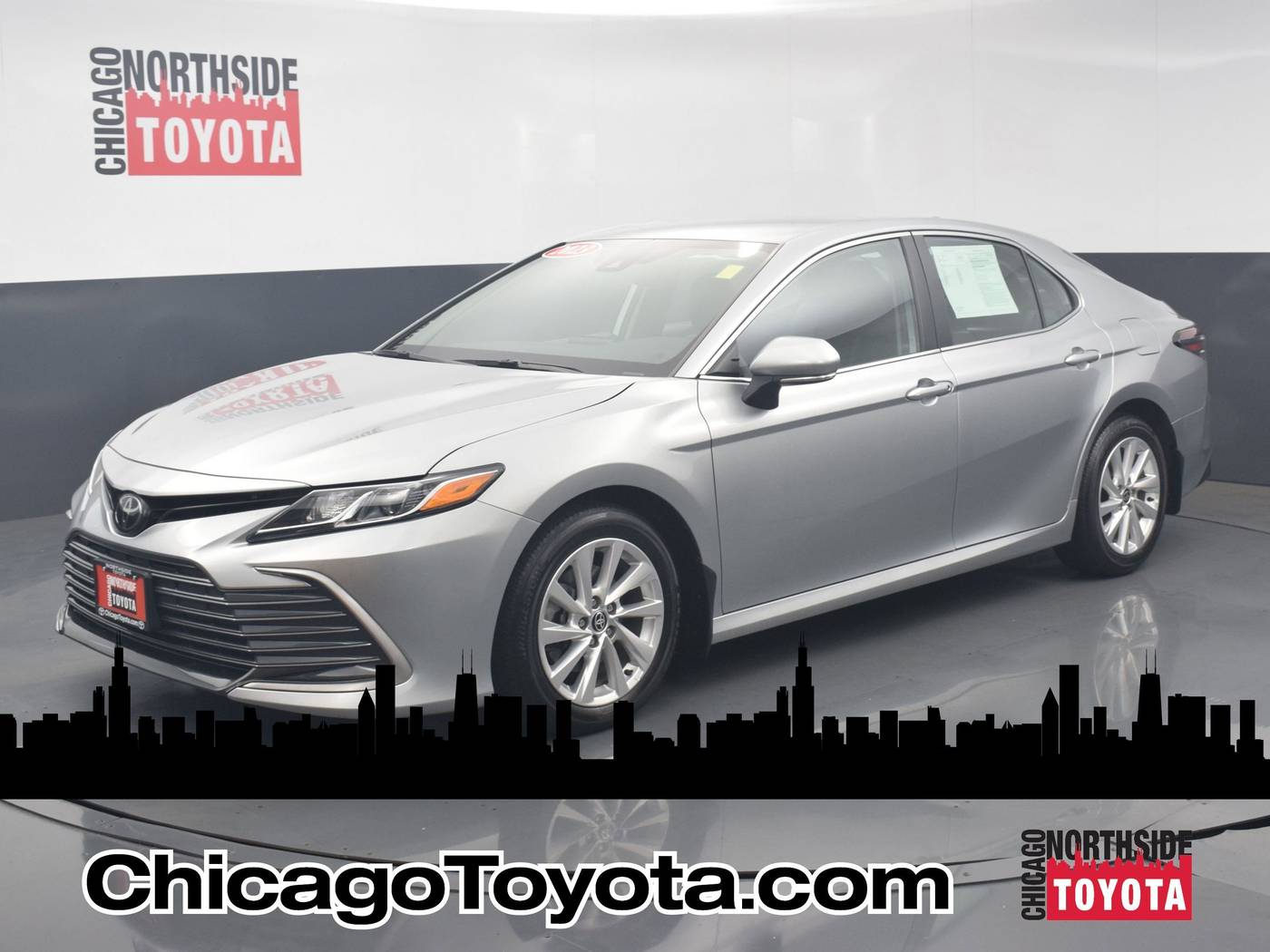 2023 Toyota Camry LE — Sedan — 29,060 mi — Chicago, IL