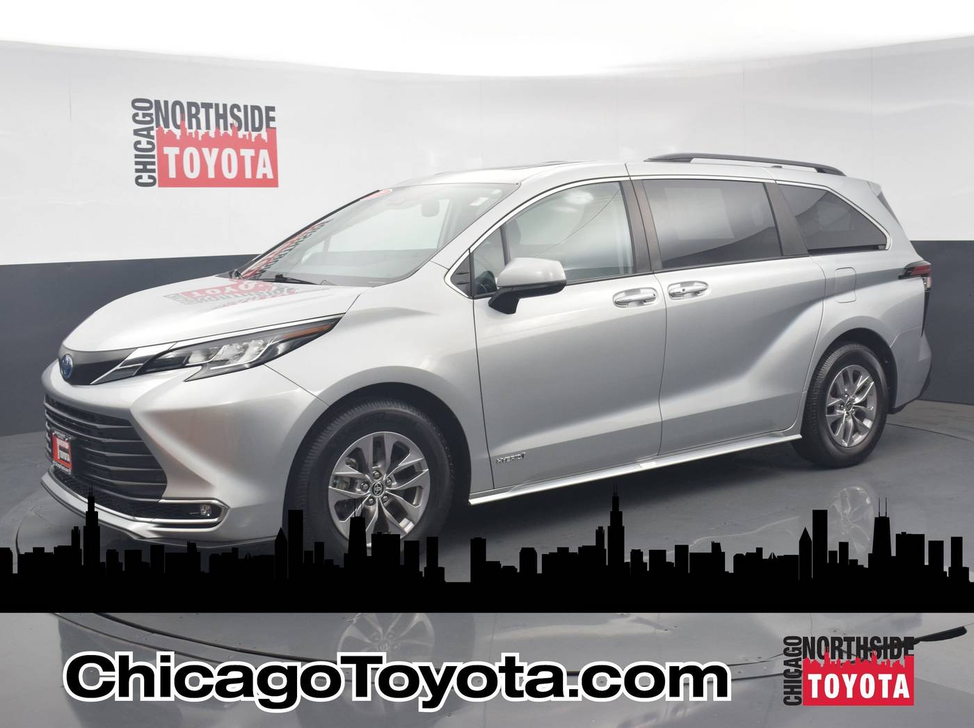 2021 Toyota Sienna XLE — Minivan — 63,106 mi — Chicago, IL