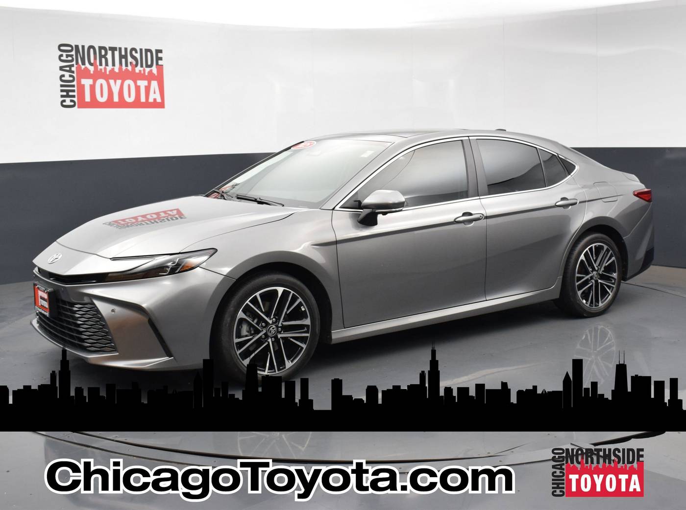 2025 Toyota Camry Hybrid XLE — Sedan — 98,190 mi — Chicago, IL