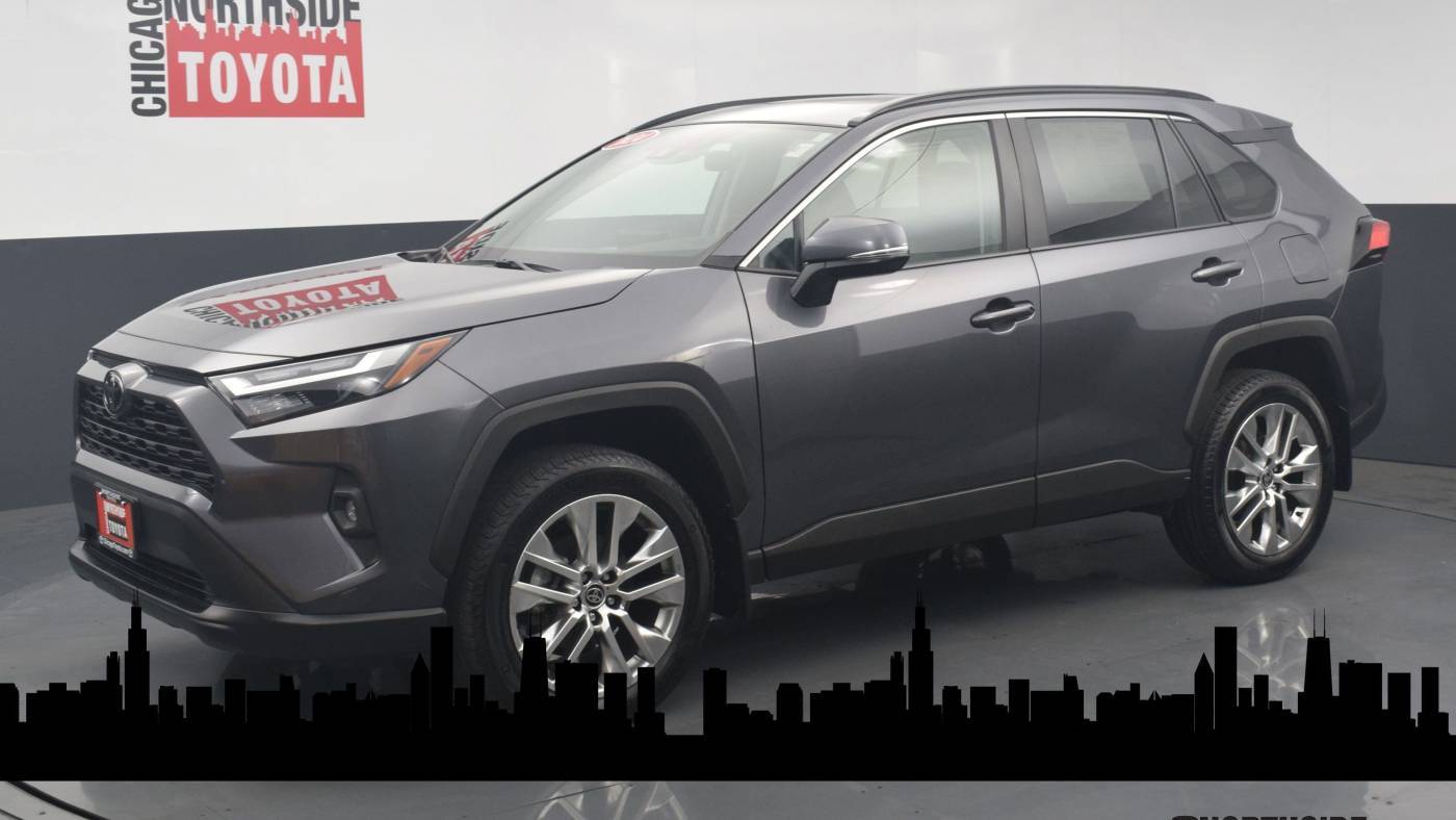 2024 Toyota RAV4 XLE Premium — SUV — 17,525 mi — Chicago, IL