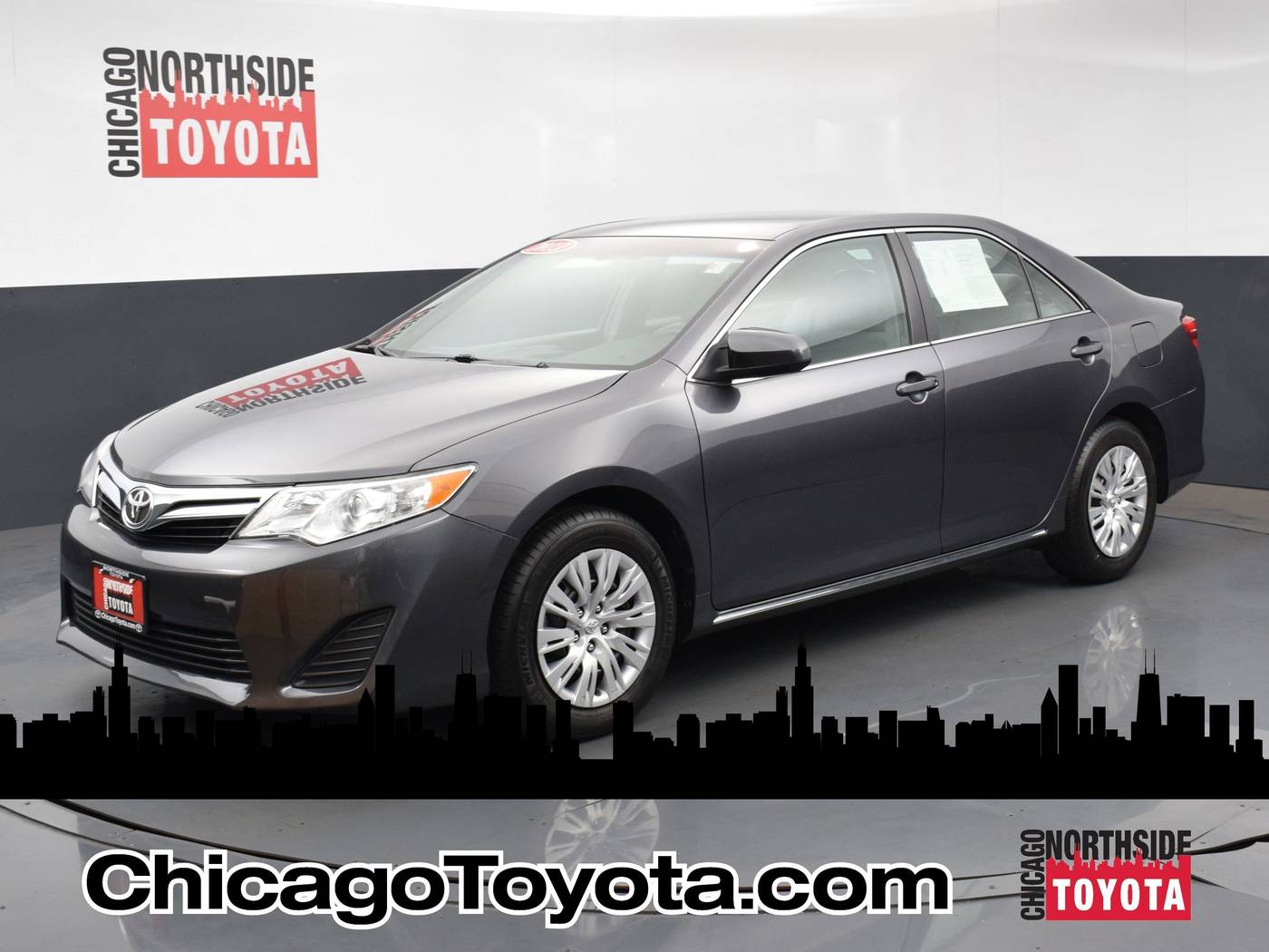 2013 Toyota Camry LE — Sedan — 19,180 mi — Chicago, IL