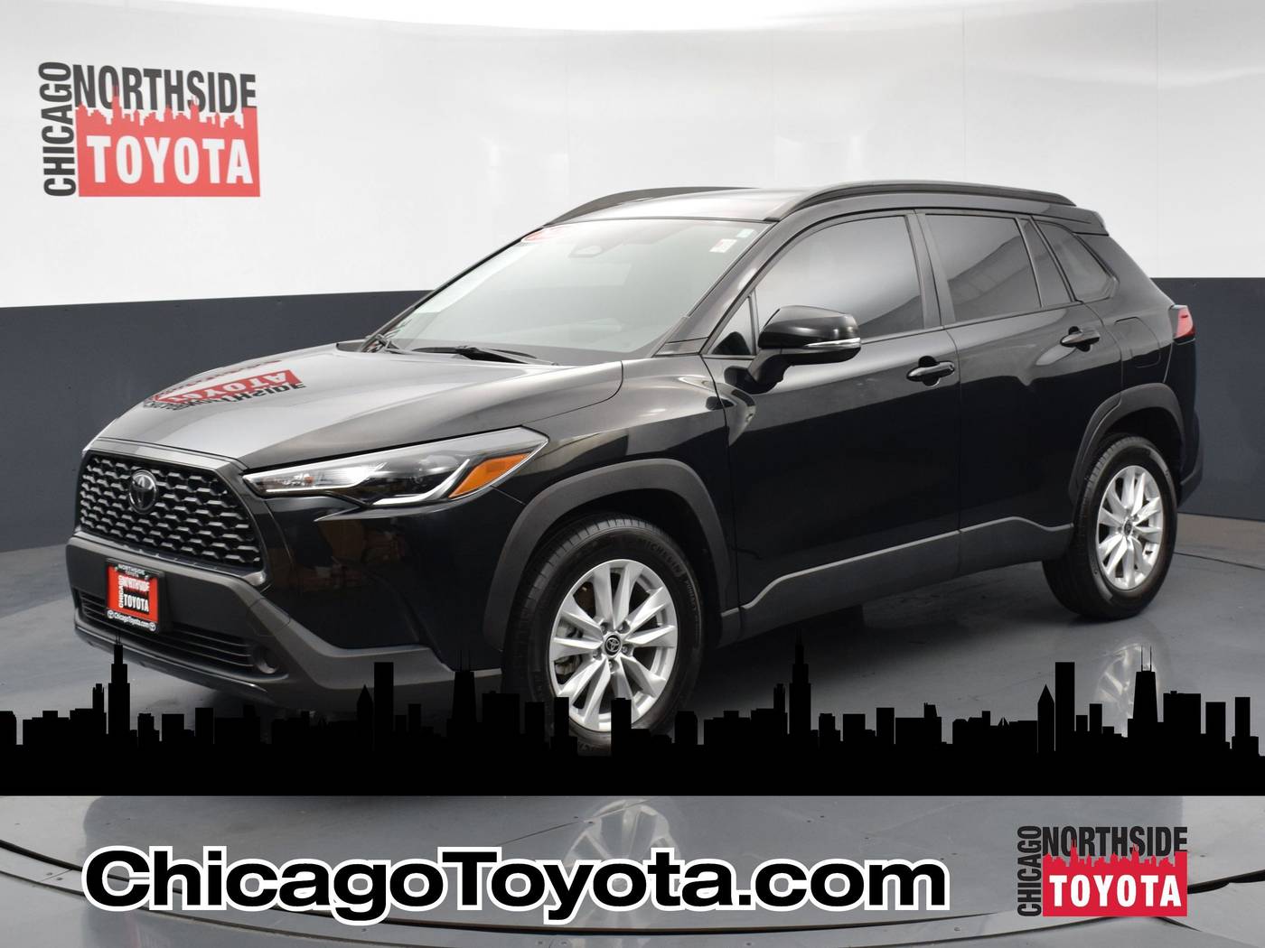 2023 Toyota Corolla Cross LE — SUV — 27,542 mi — Chicago, IL