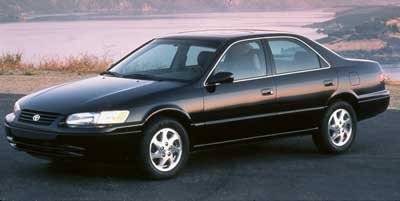 1999 Toyota Camry LE V6 — Sedan — 201,840 mi — Chicago, IL