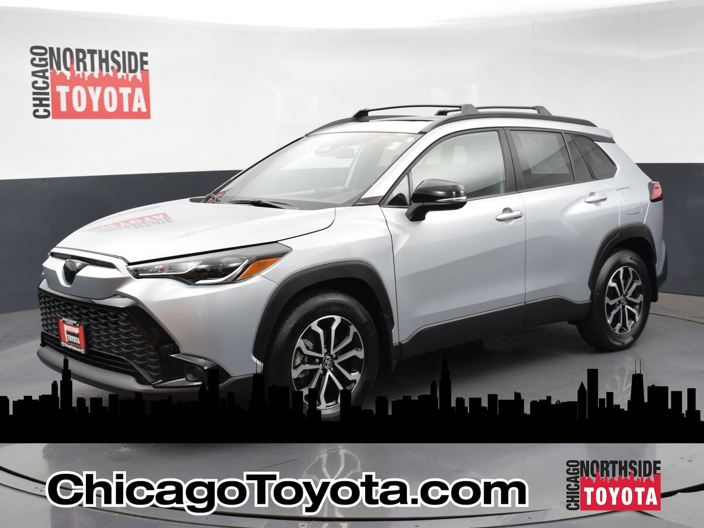 2025 Toyota Corolla Cross Hybrid SE — SUV — 1,565 mi — Chicago, IL
