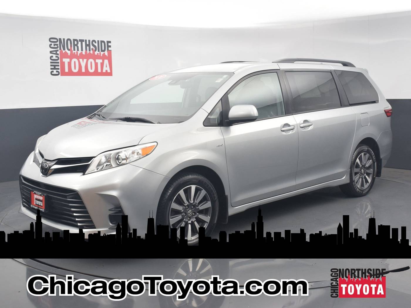 2020 Toyota Sienna LE — Minivan — 83,097 mi — Chicago, IL