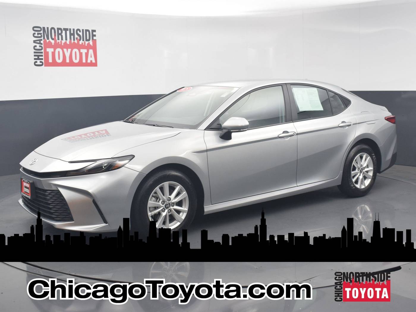 2025 Toyota Camry LE — Sedan — 16,416 mi — Chicago, IL