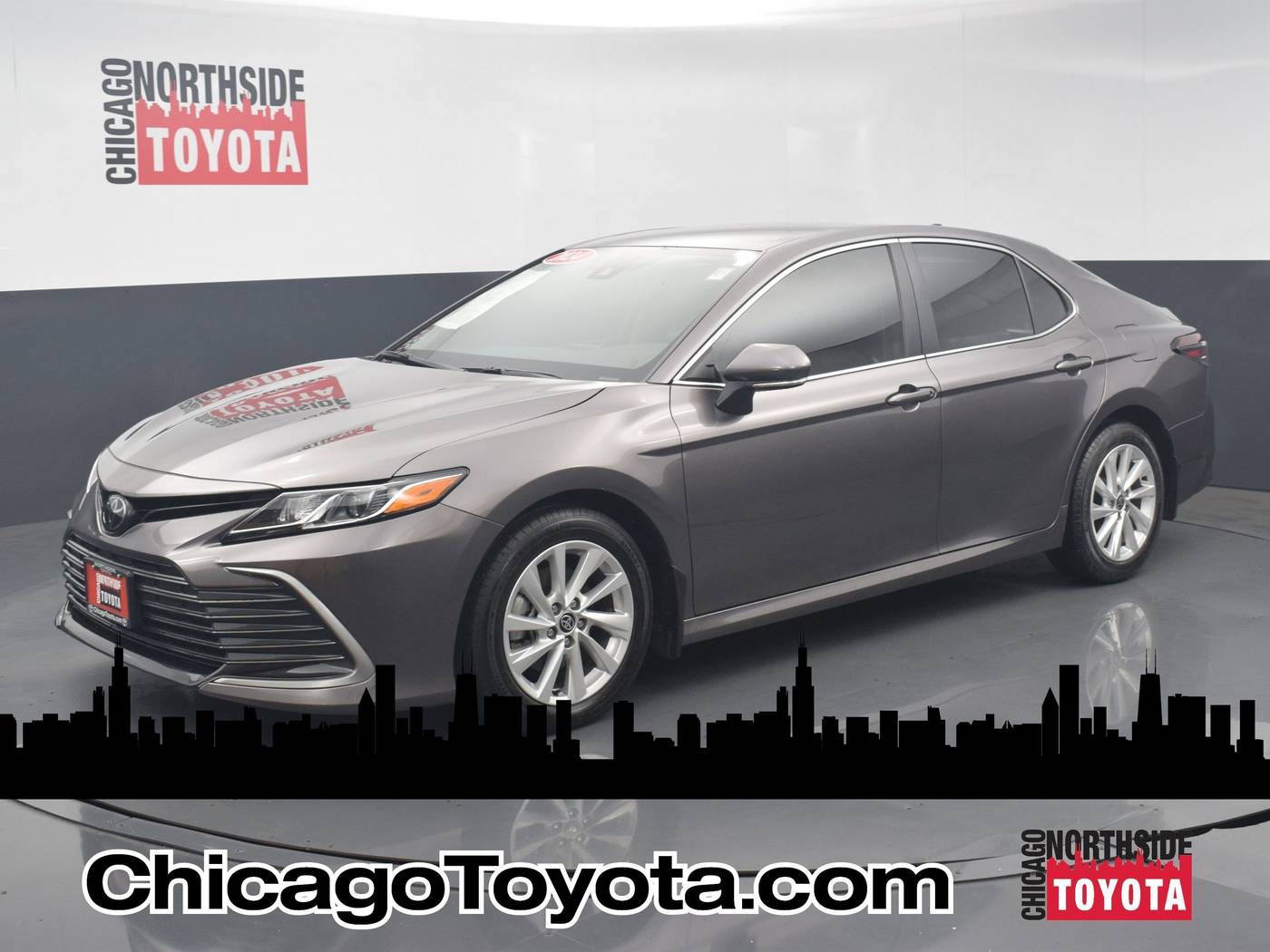 2024 Toyota Camry LE — Sedan — 21,216 mi — Chicago, IL