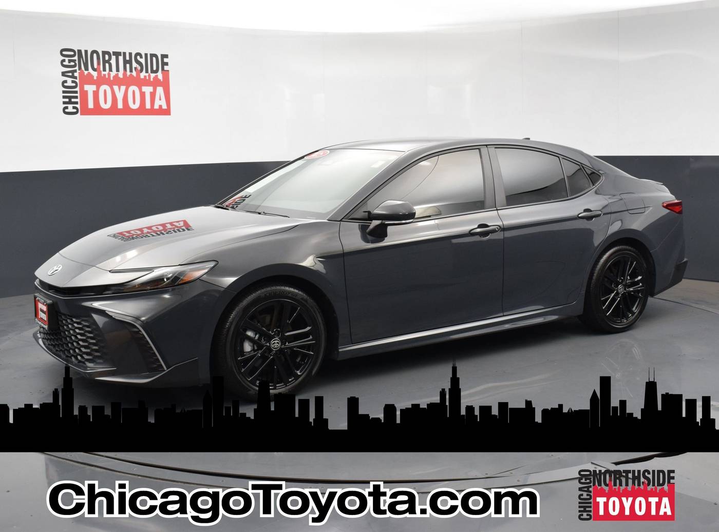 2025 Toyota Camry Hybrid SE — Sedan — 18,610 mi — Chicago, IL