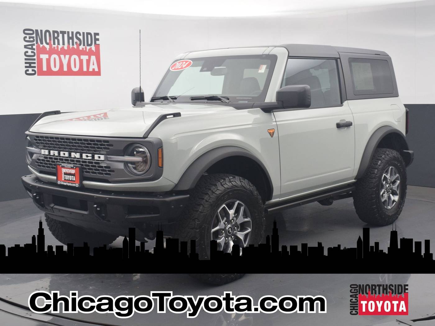 2024 Ford Bronco Badlands — SUV — 1,760 mi — Chicago, IL