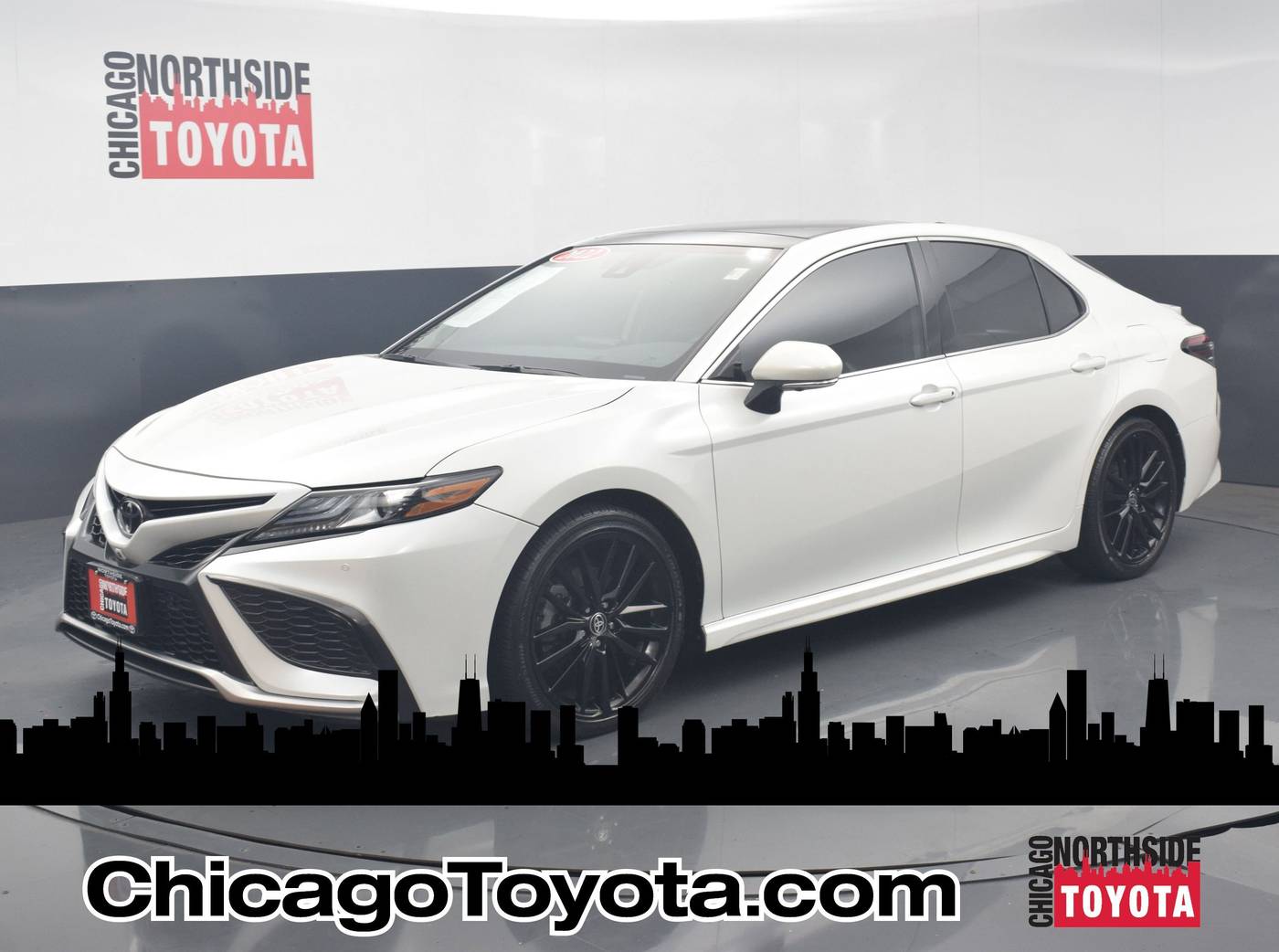2022 Toyota Camry XSE — Sedan — 33,266 mi — Chicago, IL