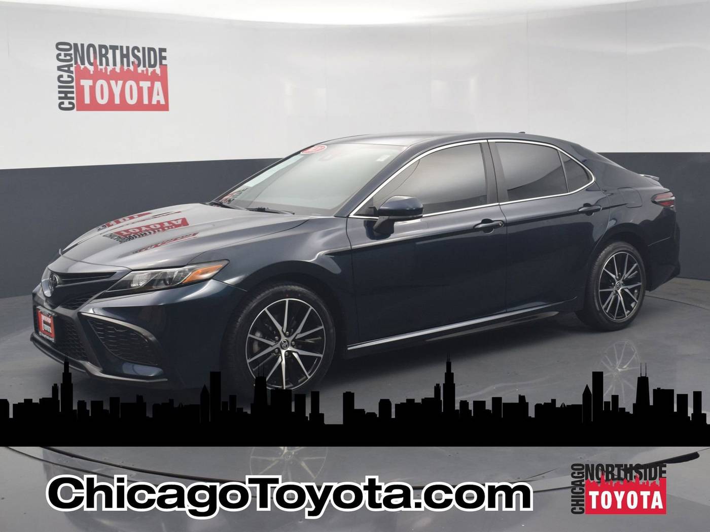 2021 Toyota Camry SE — Sedan — 35,786 mi — Chicago, IL