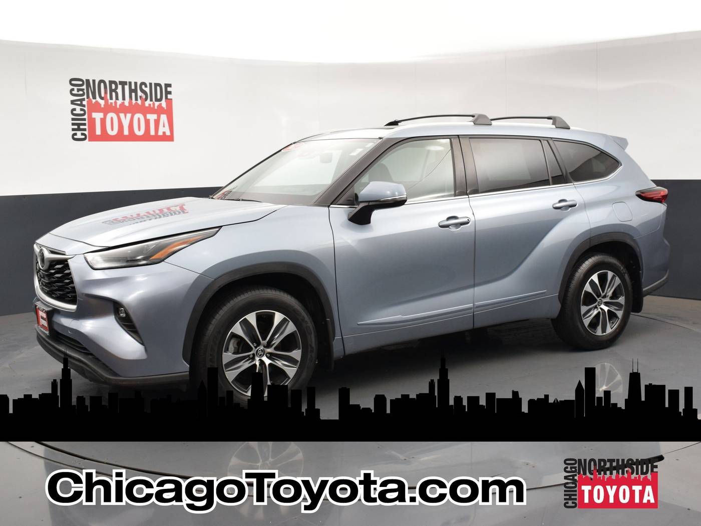 2022 Toyota Highlander XLE — SUV — 45,697 mi — Chicago, IL