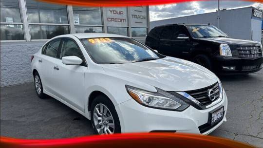 2017 Nissan Altima 2.5 SV — Sedan — 129,755 mi — Sacramento, CA