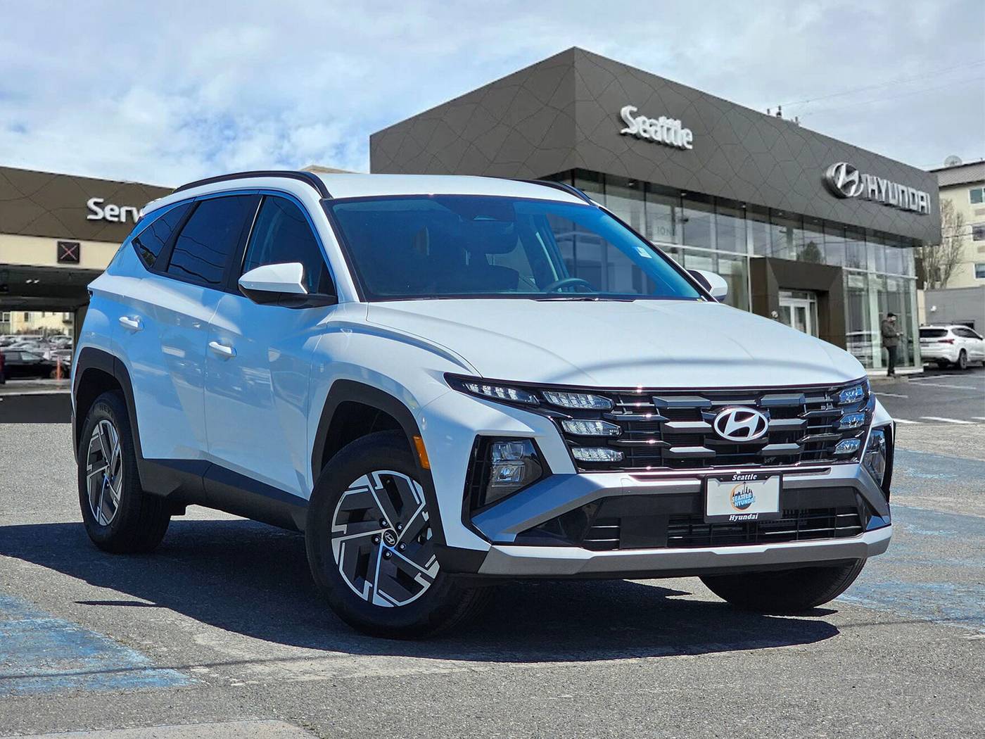 2025 Hyundai Tucson Hybrid Blue — SUV — 1,501 mi — Seattle, WA