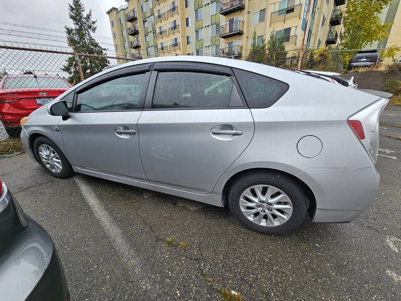 2012 Toyota Prius Advanced — Hatchback — 169,552 mi — Seattle, WA