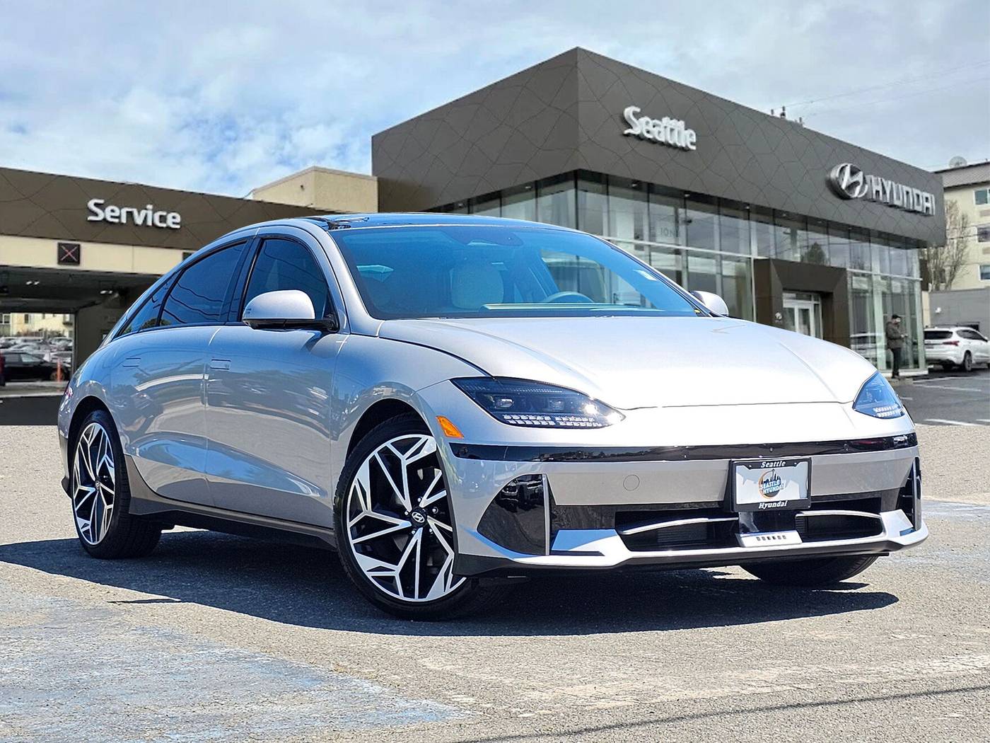 2025 Hyundai IONIQ 6 Limited — Sedan — 2,675 mi — Seattle, WA