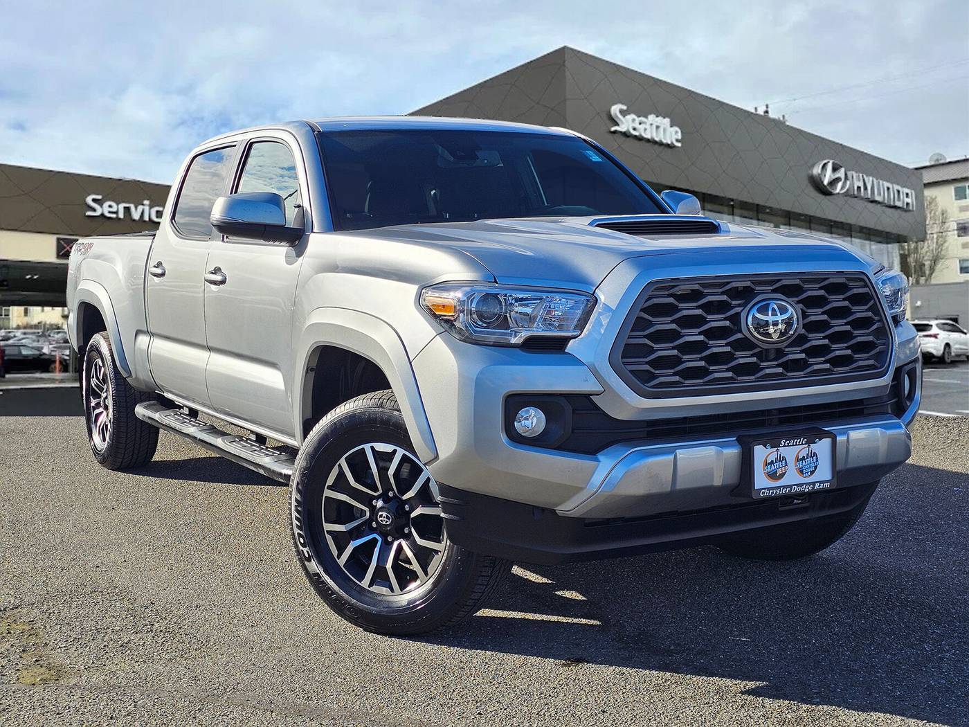 2022 Toyota Tacoma SR5 — Pickup Truck — 24,630 mi — Seattle, WA