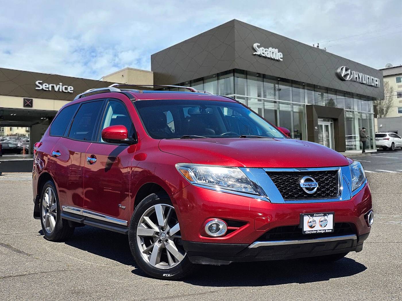 2014 Nissan Pathfinder Platinum — SUV — 88,559 mi — Seattle, WA