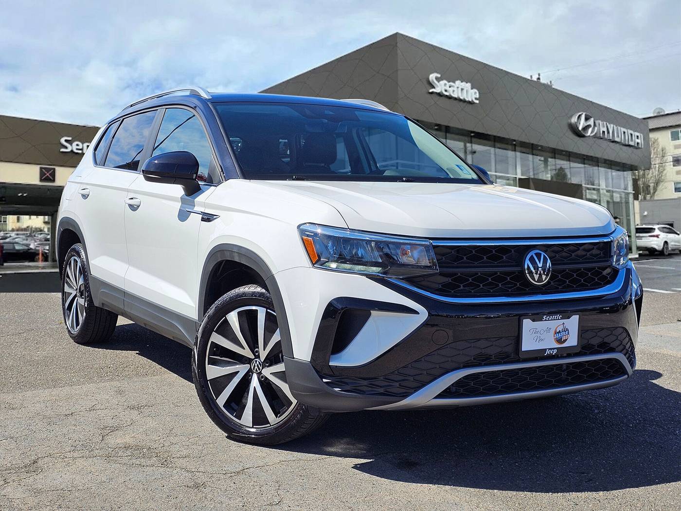 2023 Volkswagen Taos SE — SUV — 15,831 mi — Seattle, WA