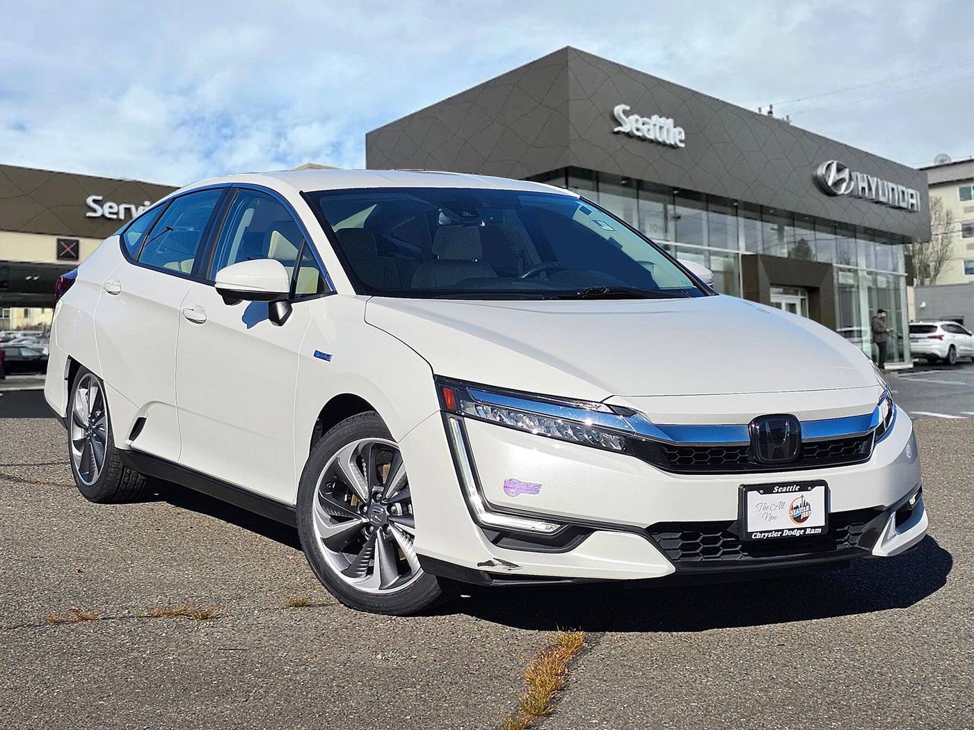 2019 Honda Clarity Plug-In Hybrid Touring — Sedan — 47,627 mi — Seattle, WA