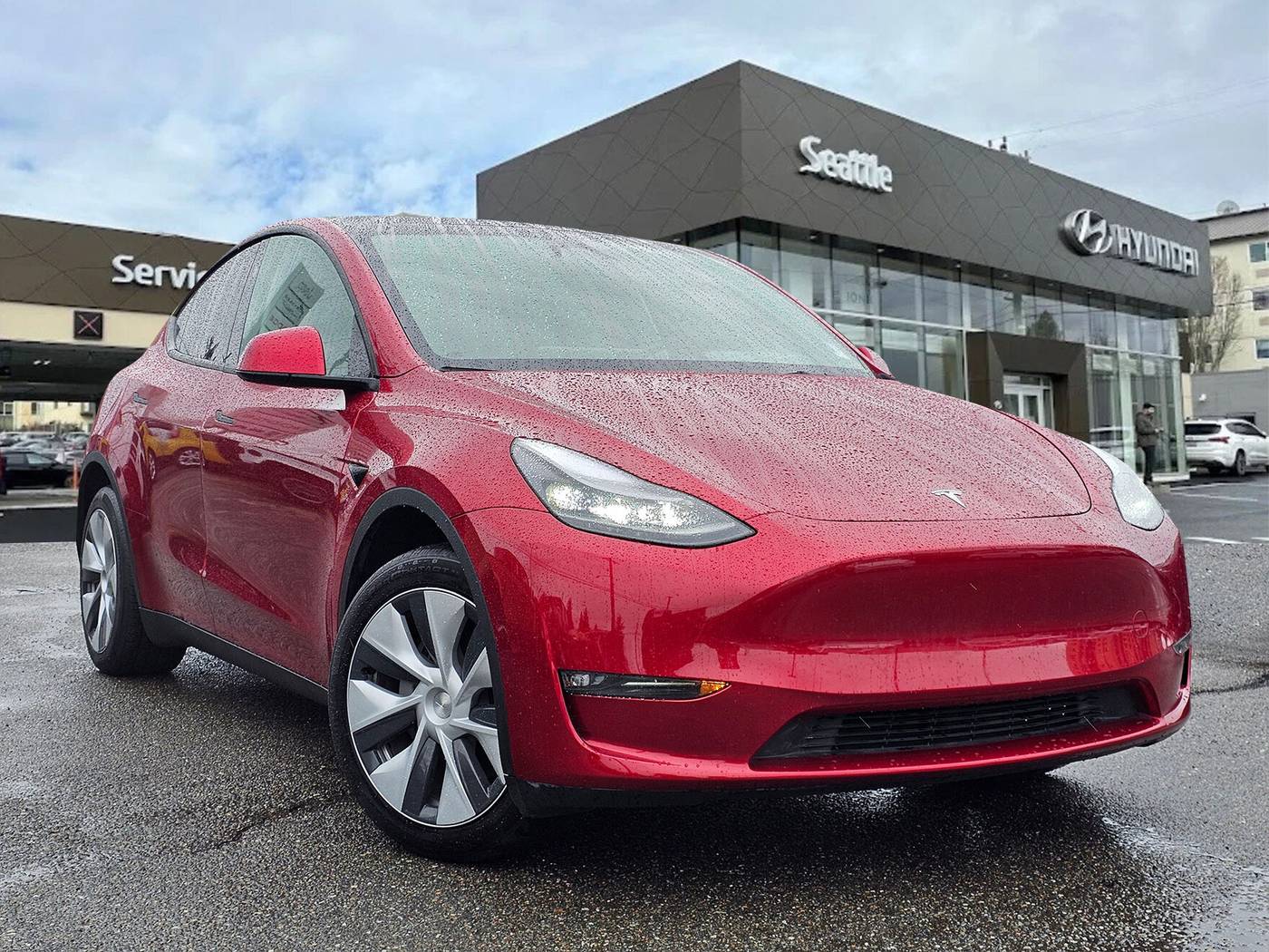 2024 Tesla Model Y Long Range — SUV — 18,605 mi — Seattle, WA