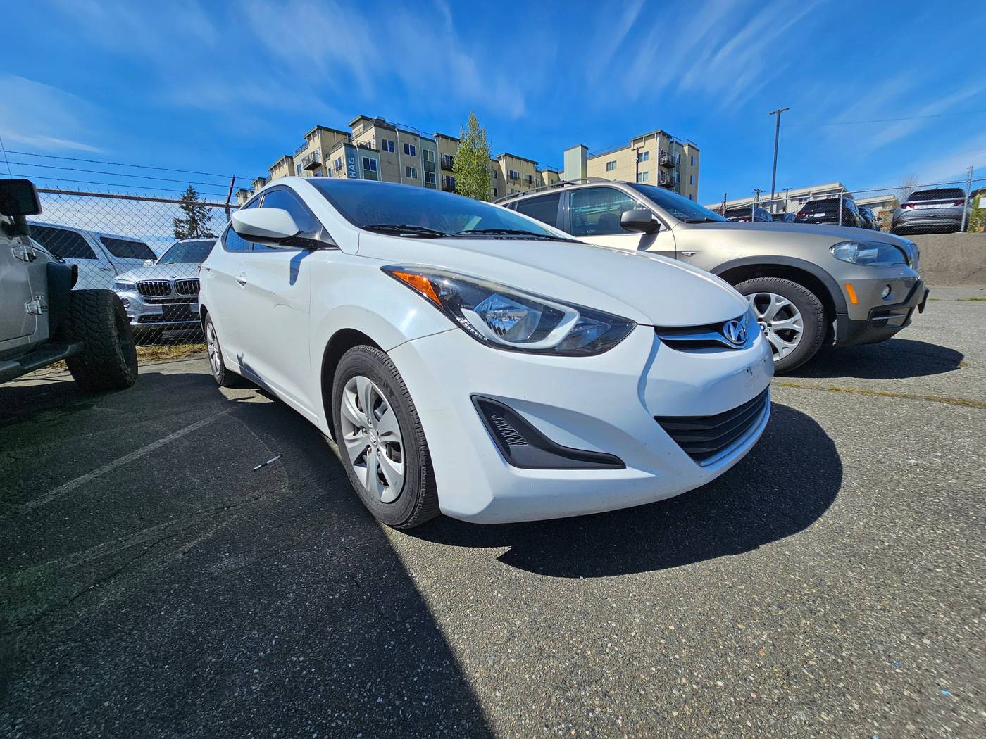 2016 Hyundai Elantra SE — Sedan — 84,389 mi — Seattle, WA