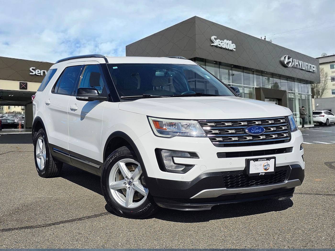 2017 Ford Explorer XLT — SUV — 73,024 mi — Seattle, WA