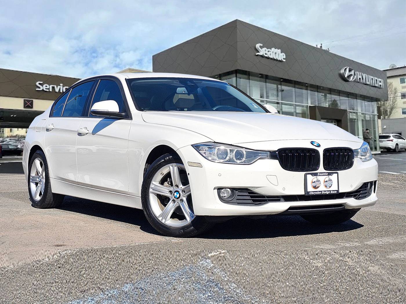 2014 BMW 3 Series 328i — Sedan — 83,186 mi — Seattle, WA