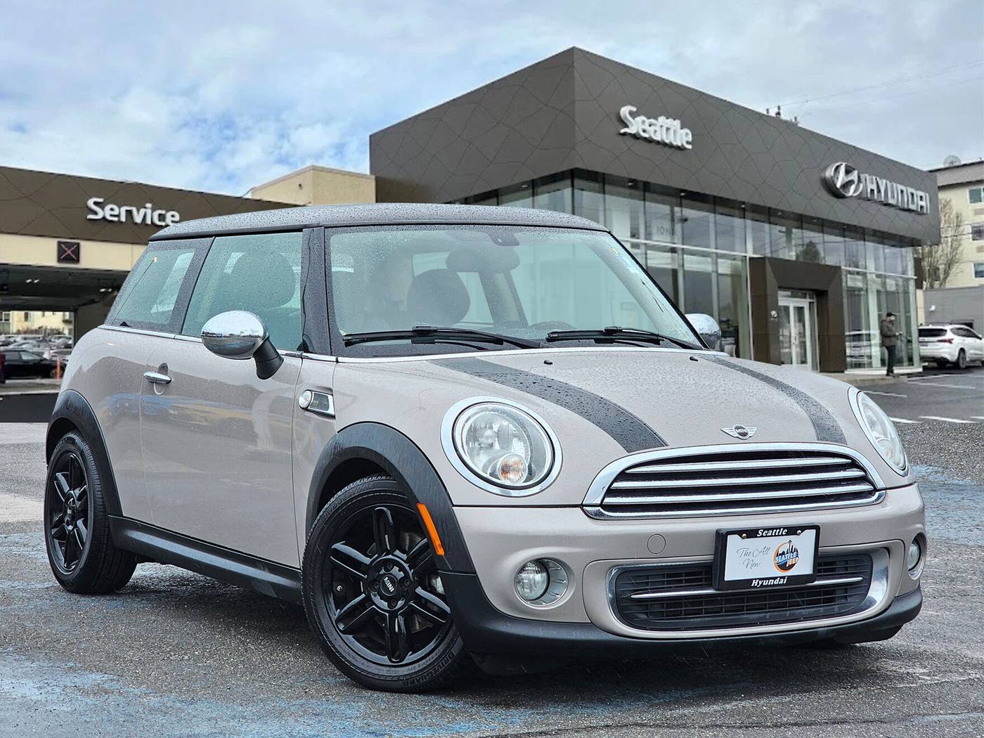 2013 MINI Hardtop Cooper — Hatchback — 101,462 mi — Seattle, WA