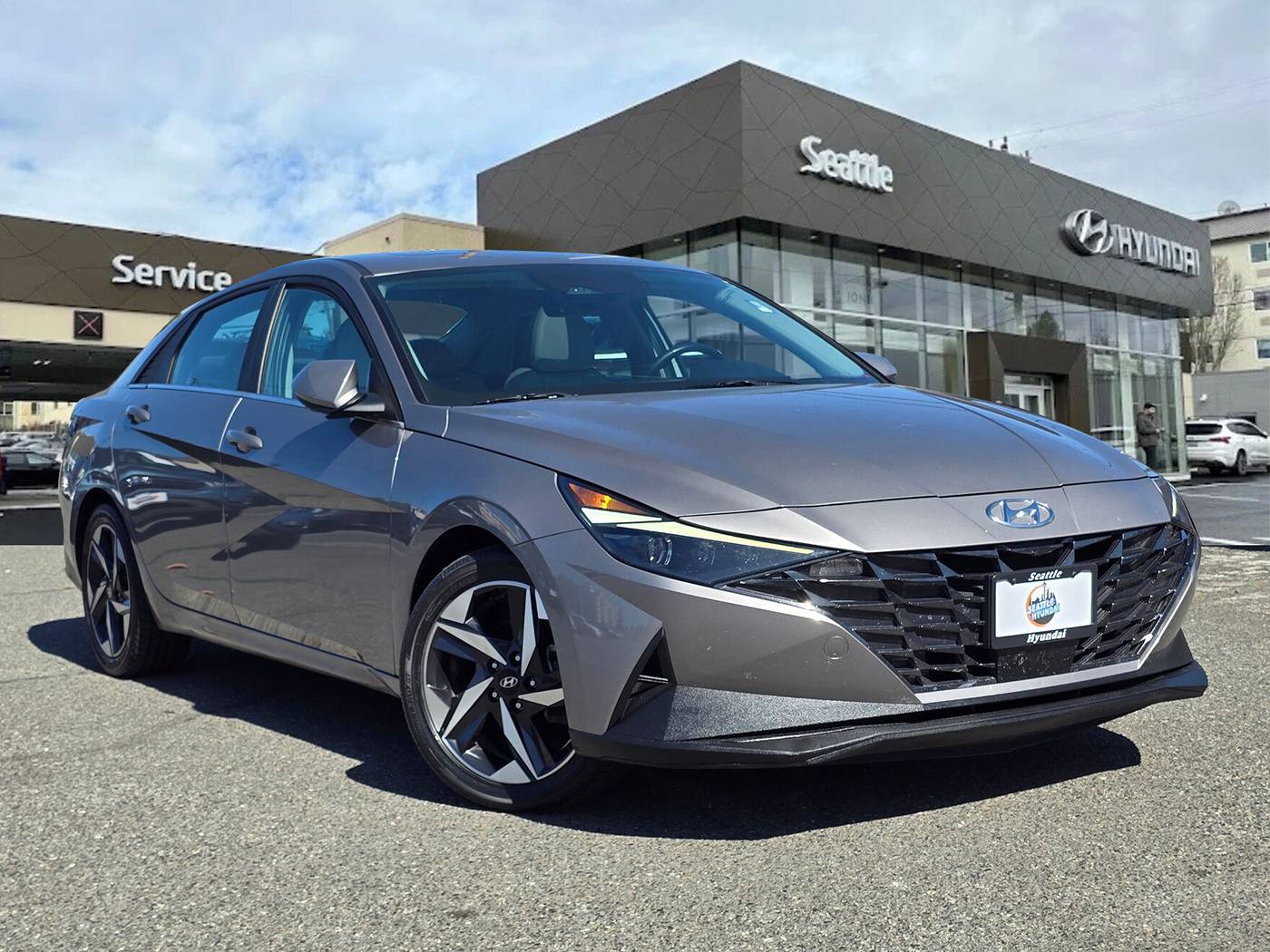 2021 Hyundai Elantra Hybrid Limited — Sedan — 111,922 mi — Seattle, WA