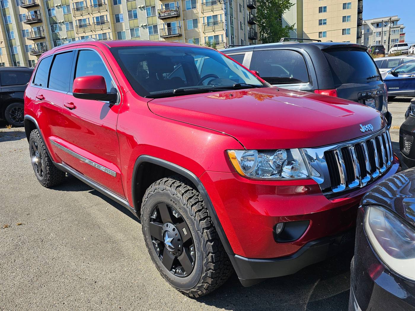 2011 Jeep Grand Cherokee Laredo — SUV — 155,388 mi — Seattle, WA