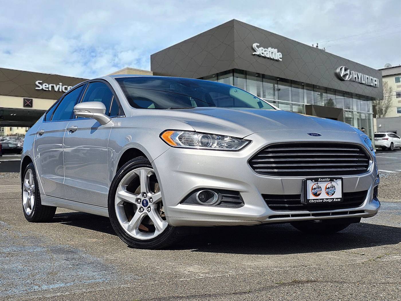2016 Ford Fusion SE — Sedan — 87,568 mi — Seattle, WA