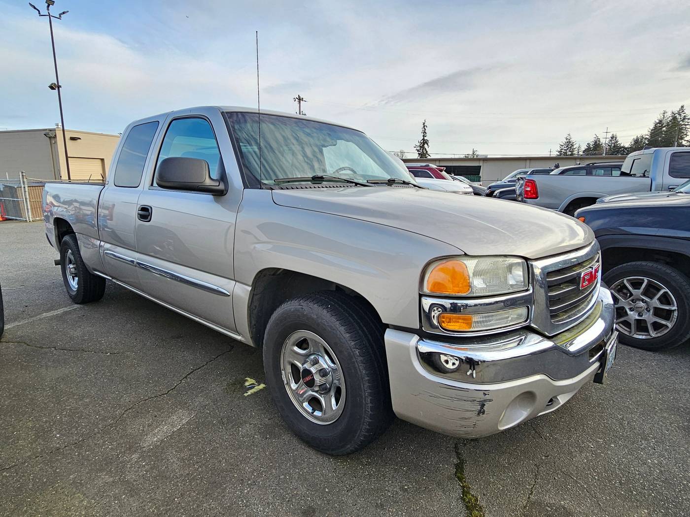 2004 GMC Sierra 1500 Base — Pickup Truck — 104,077 mi — Seattle, WA