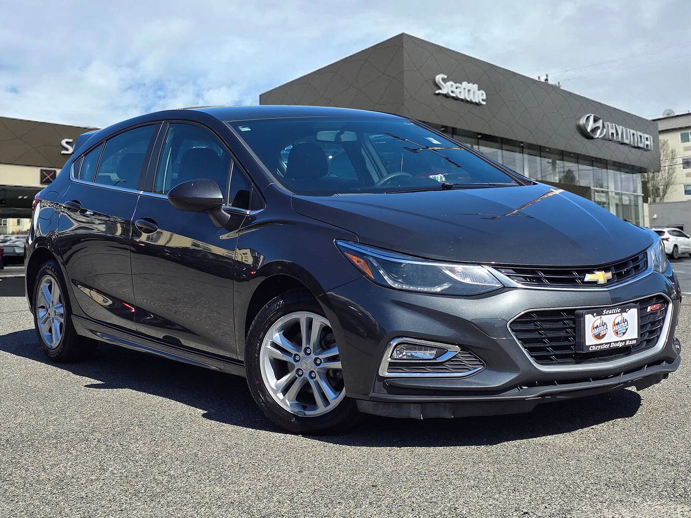 2018 Chevrolet Cruze LT — Hatchback — 104,469 mi — Seattle, WA