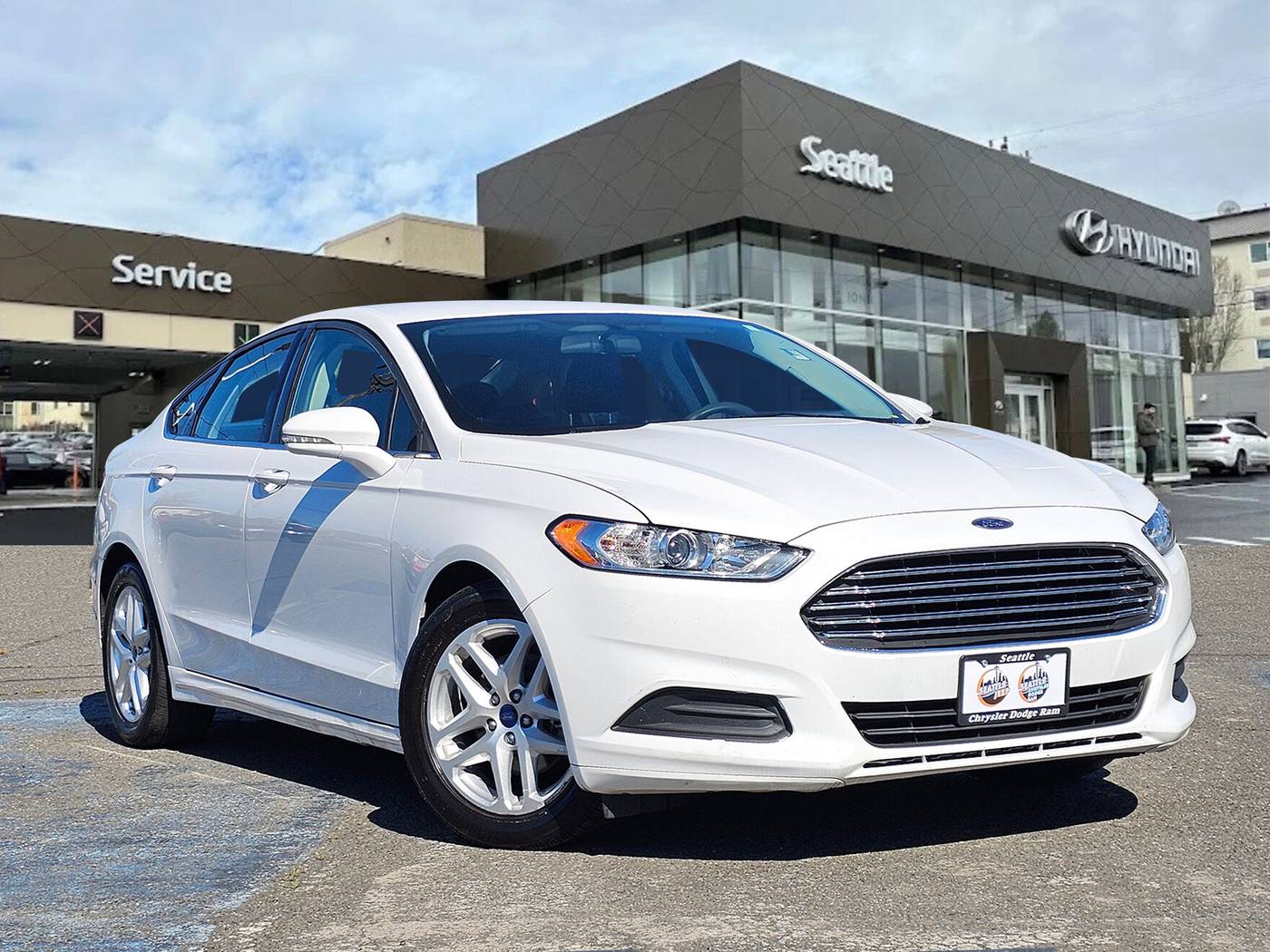 2016 Ford Fusion SE — Sedan — 92,712 mi — Seattle, WA
