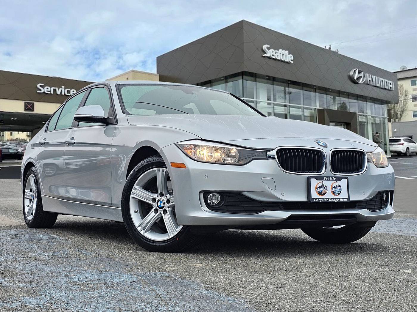 2014 BMW 3 Series 320i — Sedan — 69,505 mi — Seattle, WA