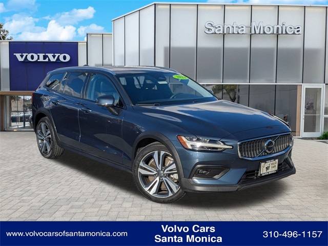 2023 Volvo V60 Cross Country Plus — Wagon — 25,555 mi — Santa Monica, CA