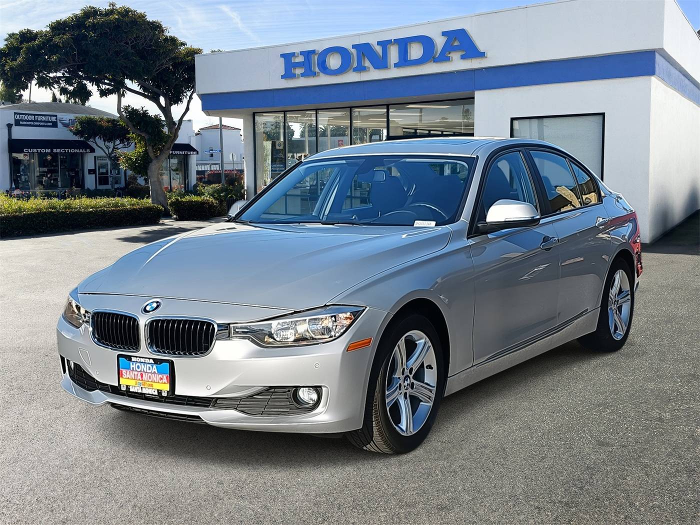 2015 BMW 3 Series 320i — Sedan — 51,863 mi — Santa Monica, CA