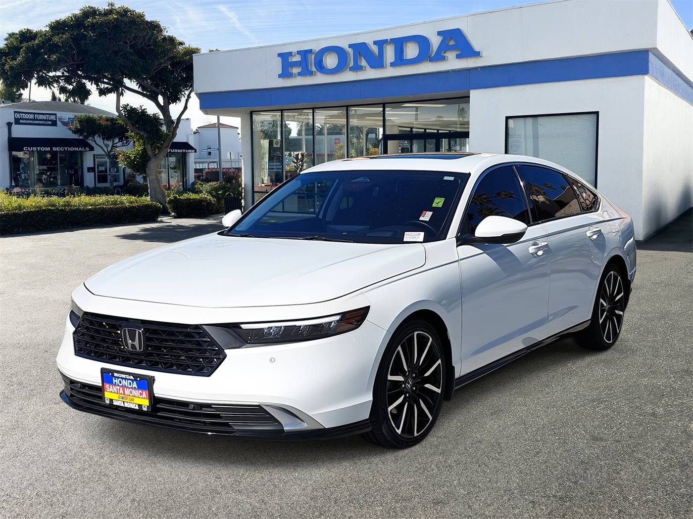 2024 Honda Accord Hybrid Touring — Sedan — 24,018 mi — Santa Monica, CA