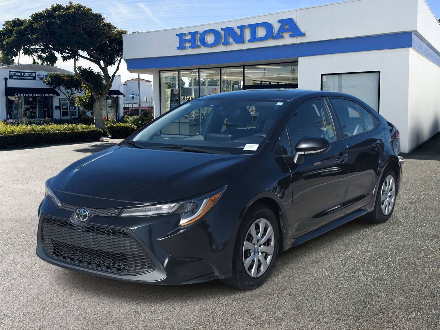 2022 Toyota Corolla LE — Sedan — 58,501 mi — Santa Monica, CA