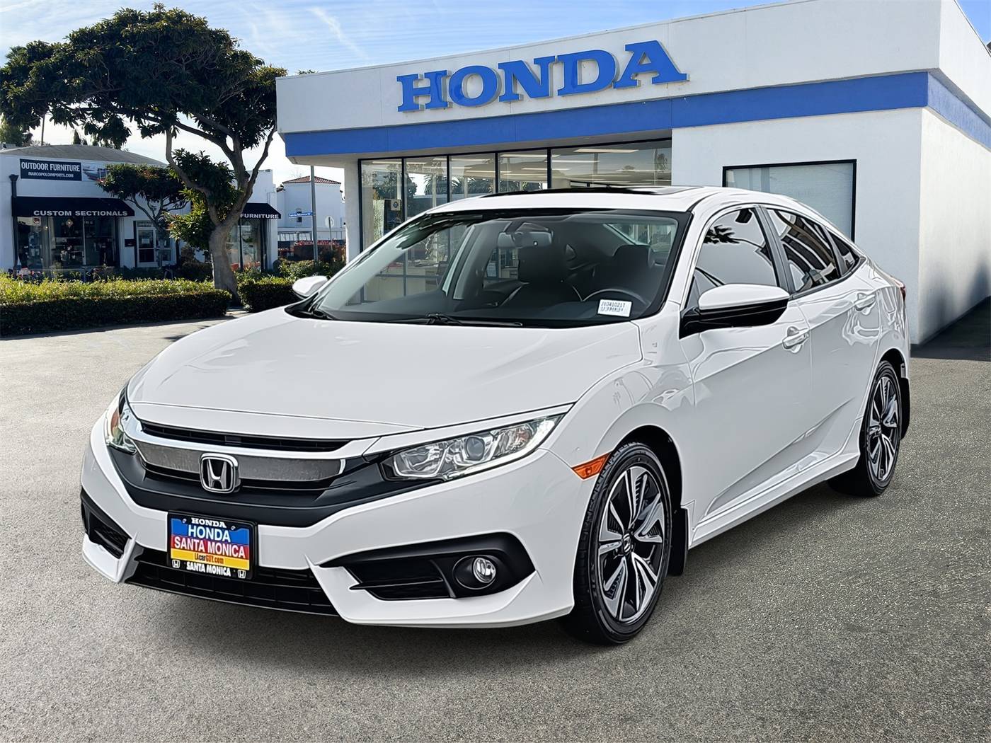 2018 Honda Civic EX-L — Sedan — 81,655 mi — Santa Monica, CA