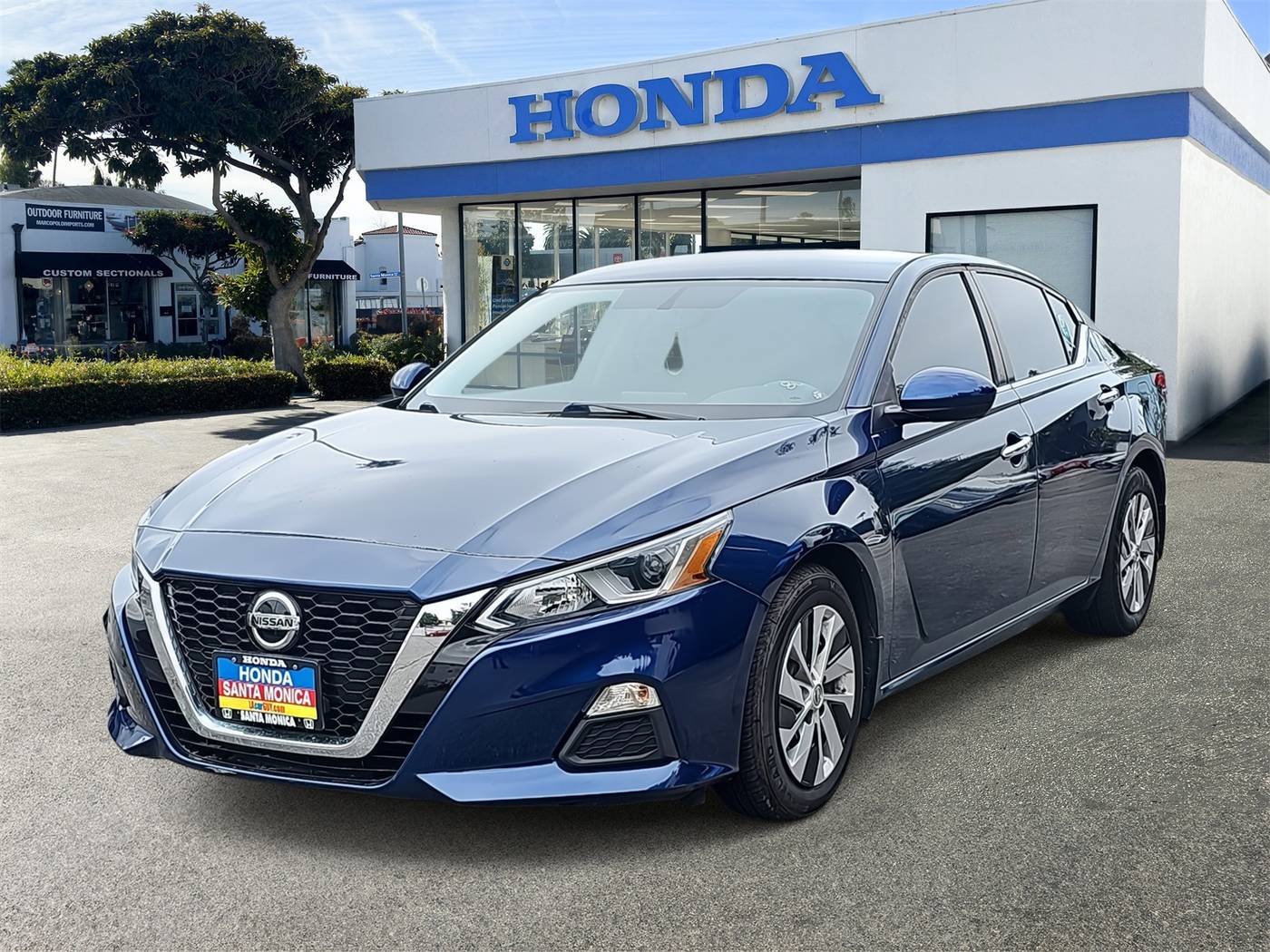 2019 Nissan Altima S — Sedan — 80,349 mi — Santa Monica, CA
