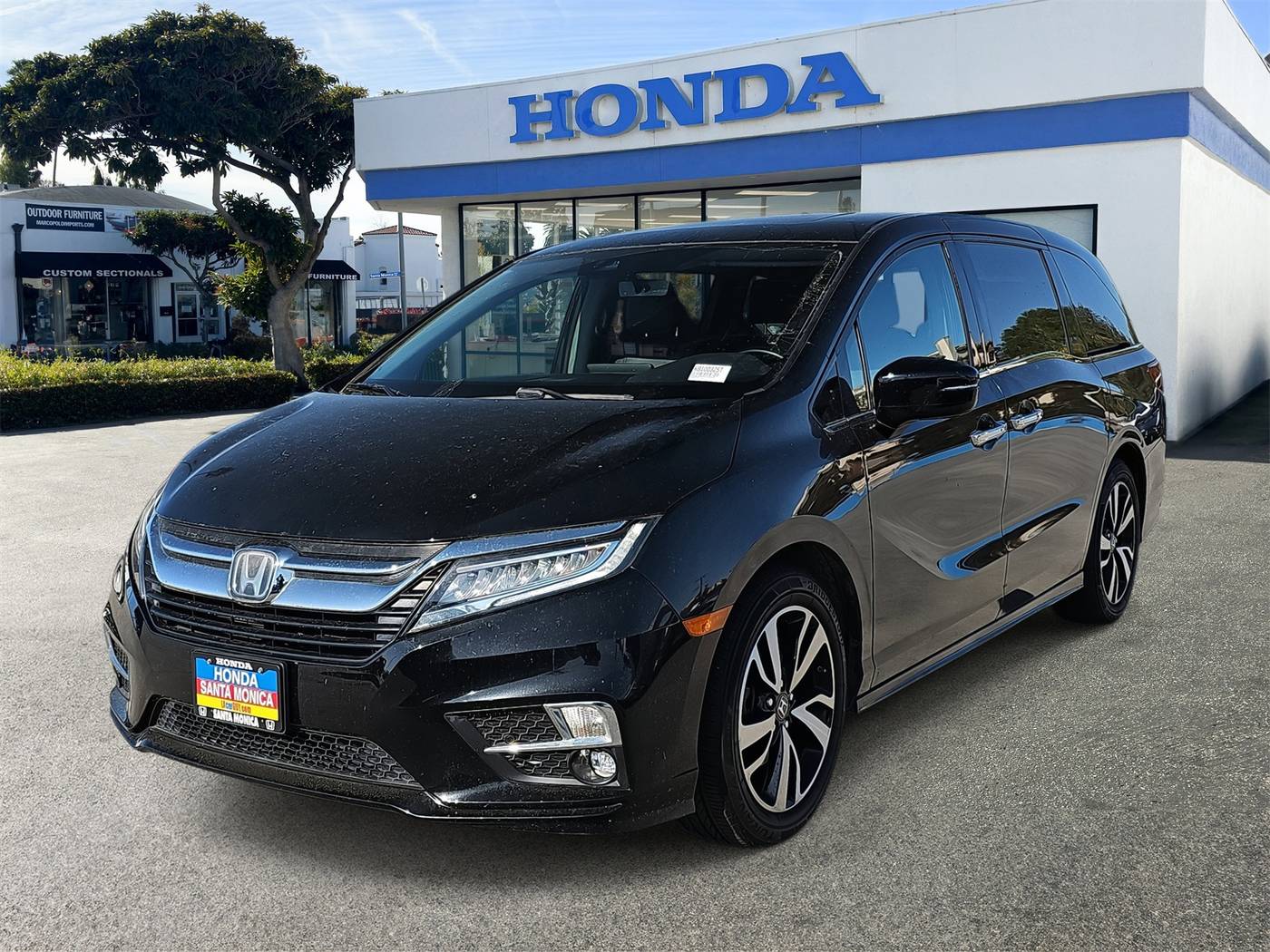 2019 Honda Odyssey Elite — Minivan — 24,252 mi — Santa Monica, CA
