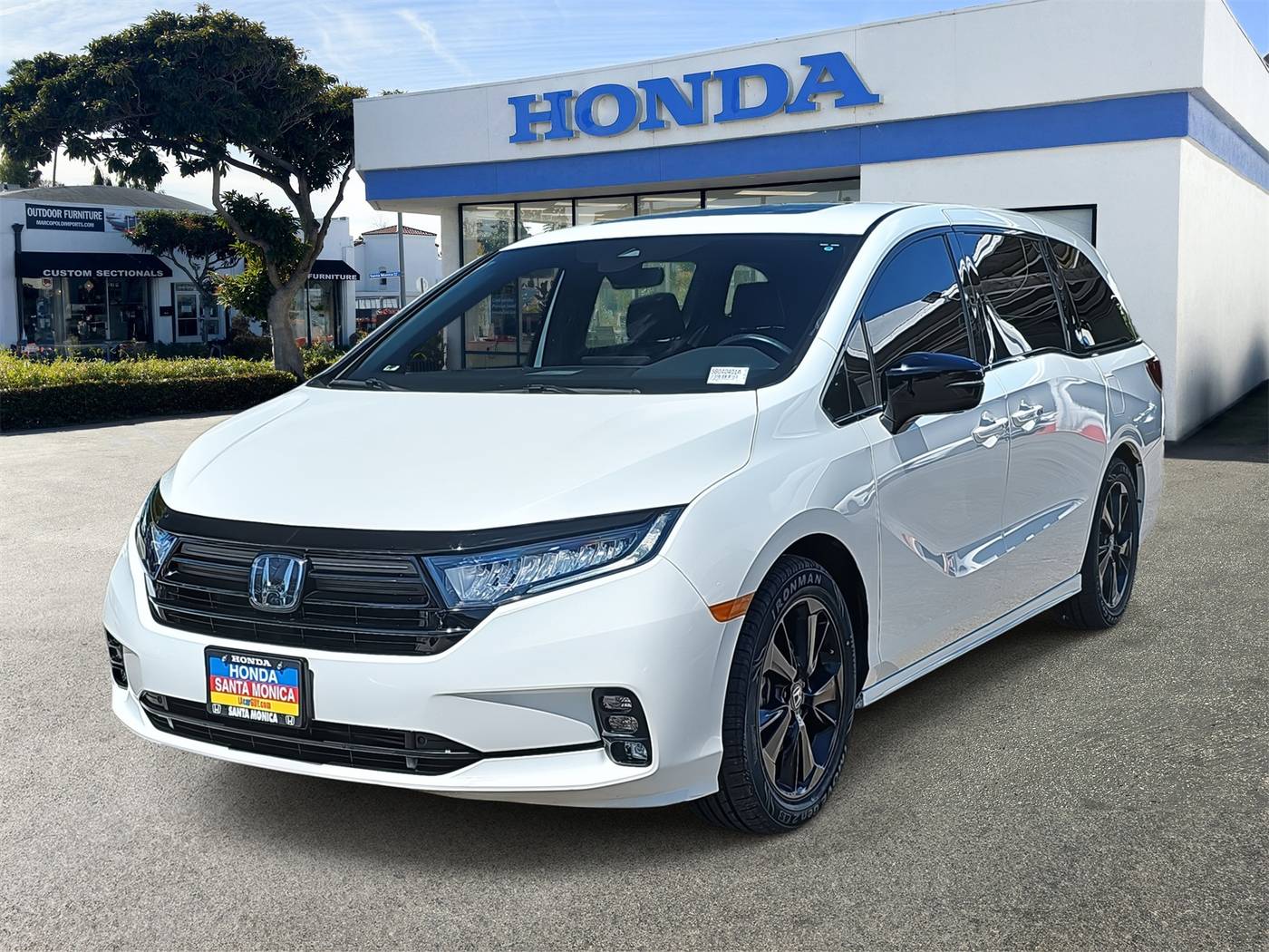 2023 Honda Odyssey Sport — Minivan — 30,477 mi — Santa Monica, CA