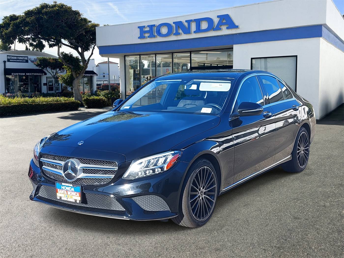 2019 Mercedes-Benz C-Class C 300 — Sedan — 86,397 mi — Santa Monica, CA