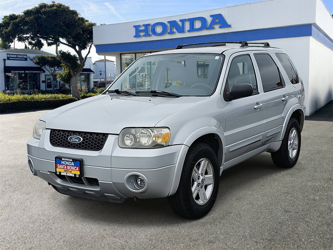 2006 Ford Escape Hybrid — SUV — 110,459 mi — Santa Monica, CA