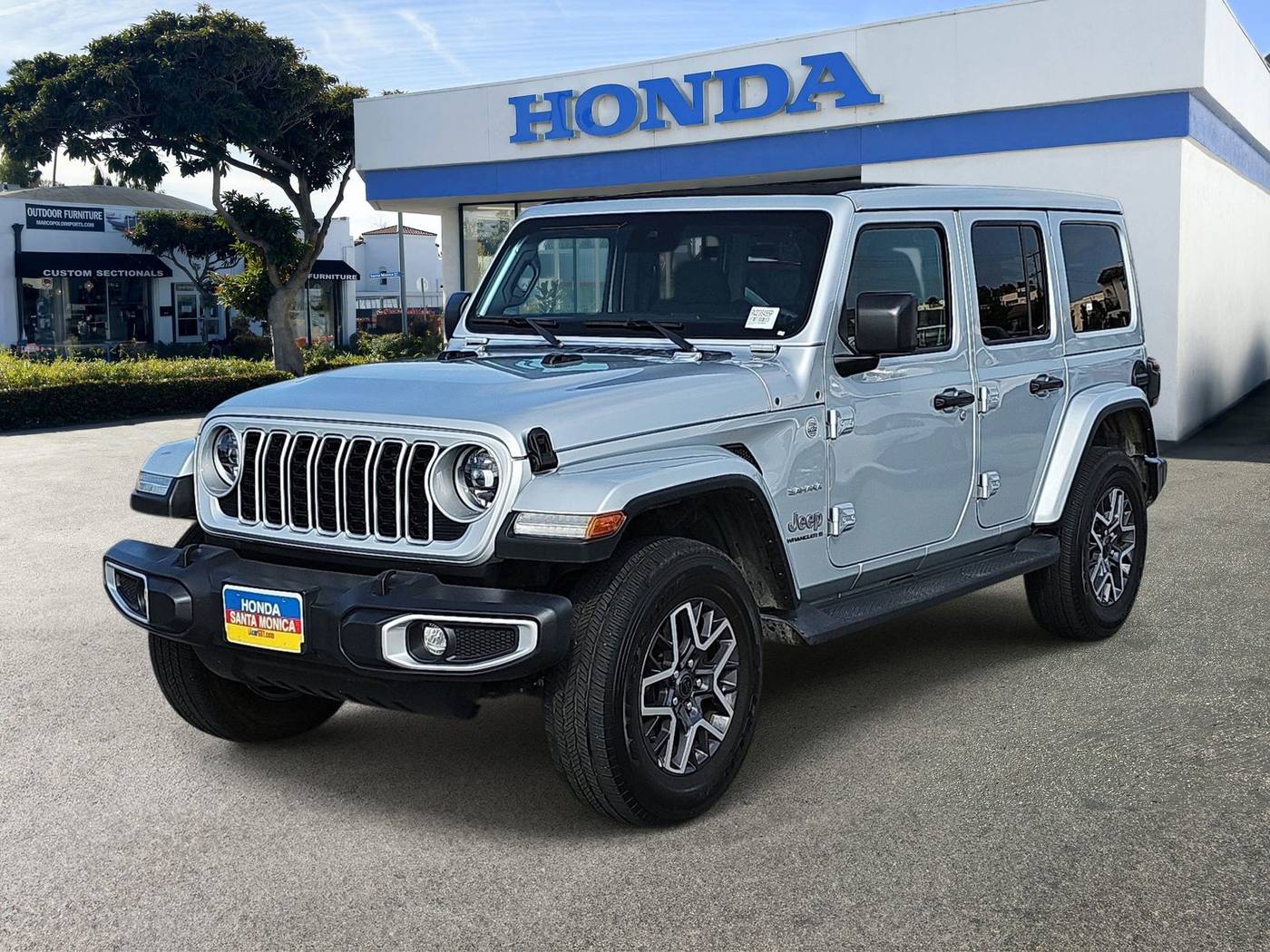2024 Jeep Wrangler Sahara